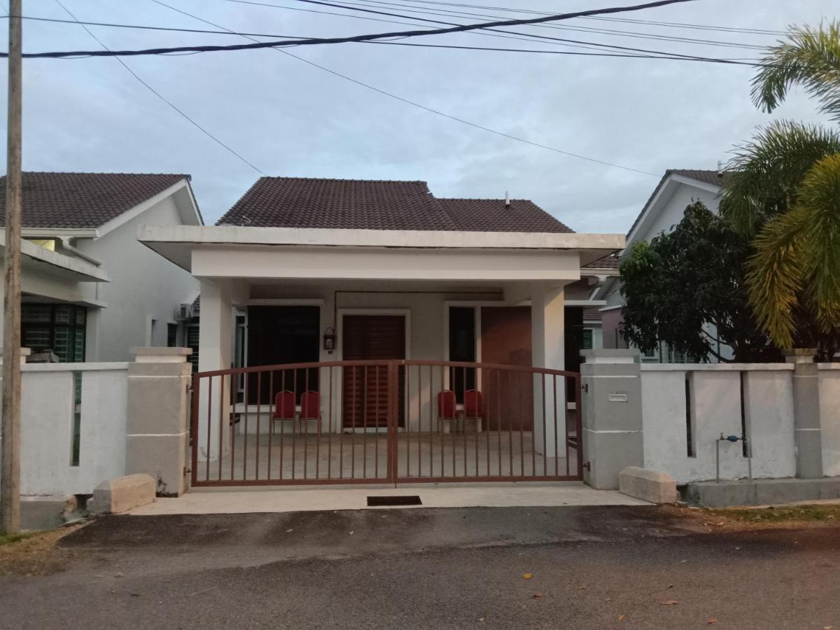 Friendly Homestay Malacca Екстер'єр фото