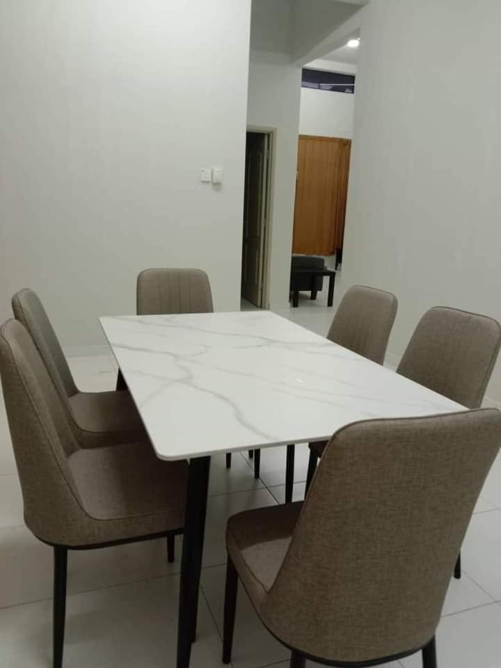 Friendly Homestay Malacca Екстер'єр фото